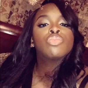 Meet your Posher, Stacey